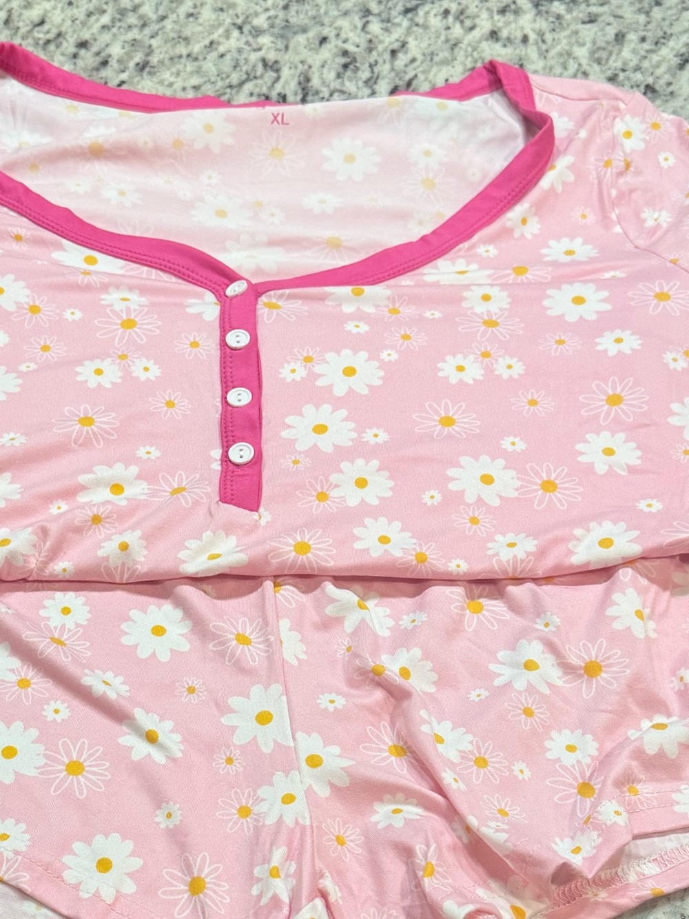 Pink Daisy Print Henley Pajama Set. Just Jordan. Size XL super cute. NEW